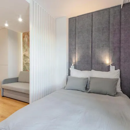 Centrum Wigury Parking Dostep Na Kod Blisko Galeria Lodzka, Piotrkowska, Jednorozec Apartament Łódź