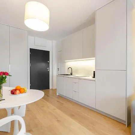 Apartmán Centrum Wigury Parking Dostep Na Kod Blisko Galeria Lodzka, Piotrkowska, Jednorozec *