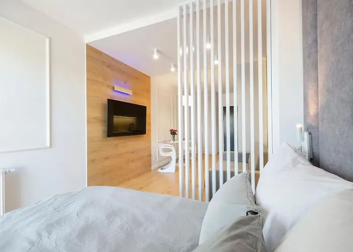 Centrum Wigury Parking Dostep Na Kod Blisko Galeria Lodzka, Piotrkowska, Jednorozec *