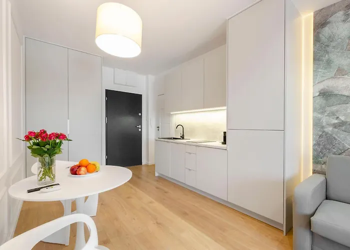 Apartament Centrum Wigury Parking Dostep Na Kod Blisko Galeria Lodzka, Piotrkowska, Jednorozec *